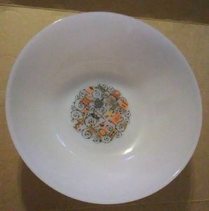 Anchor Hocking homestead bowl